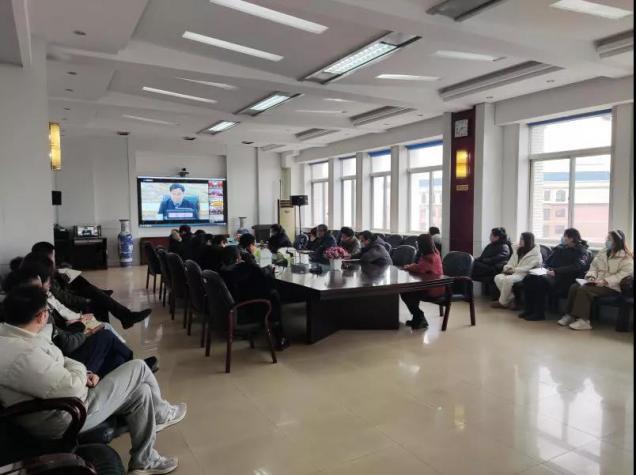 學(xué)校參加2022屆全國(guó)普通高校畢業(yè)生就業(yè)工作第一次調(diào)度視頻會(huì)議暨召開遼寧理工學(xué)院2022屆畢業(yè)生就業(yè)創(chuàng)業(yè)工作總結(jié)推進(jìn)會(huì)