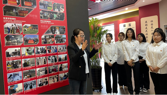 “兩優(yōu)一先”光榮譜｜以“學(xué)”為基，使命在肩先進基層黨組織——文化傳媒學(xué)院學(xué)生黨支部